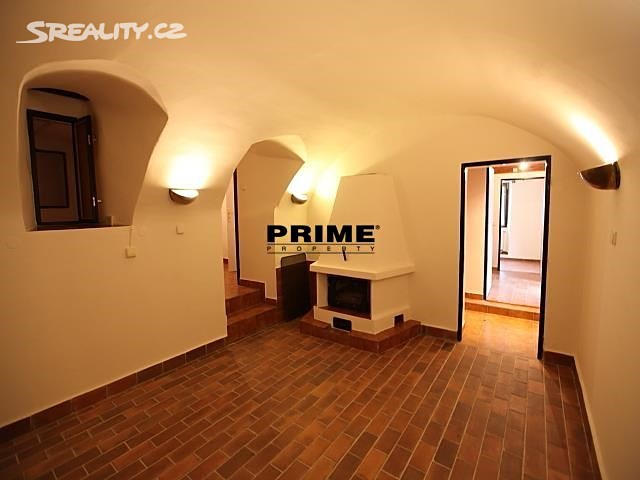 Pronájem  vily 320 m², pozemek 725 m², Vlašská, Praha 1 - Hradčany