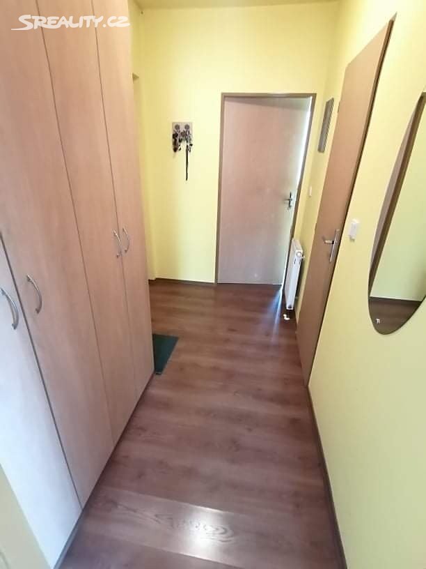 Prodej bytu 3+1 62 m², Gagarinova, Stříbro