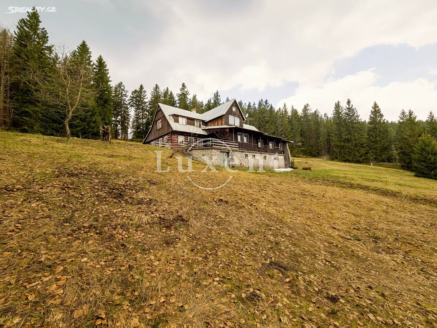 Prodej  chaty 273 m², pozemek 10 722 m², Strážné, okres Trutnov
