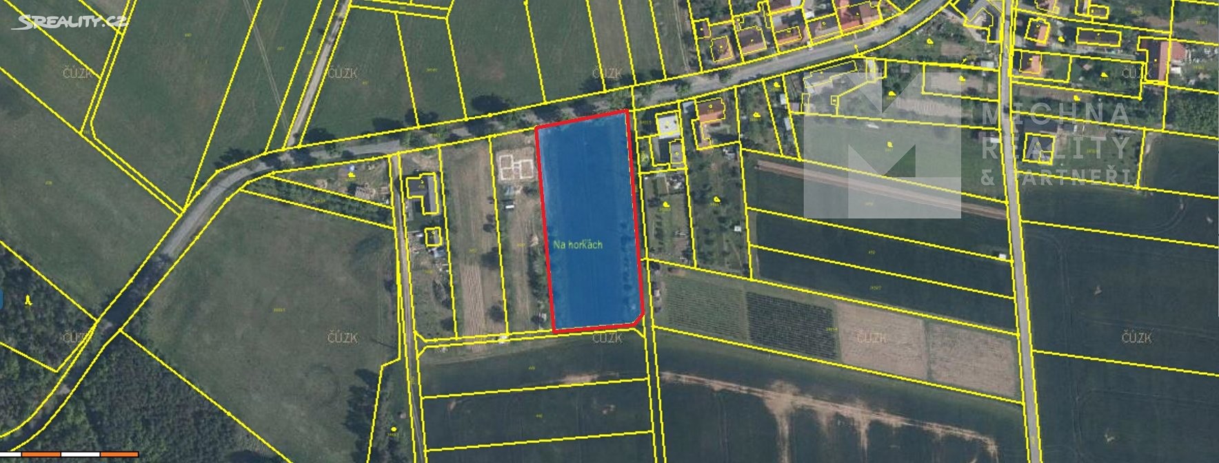 Prodej  stavebního pozemku 4 892 m², Hartvíkovice, okres Třebíč