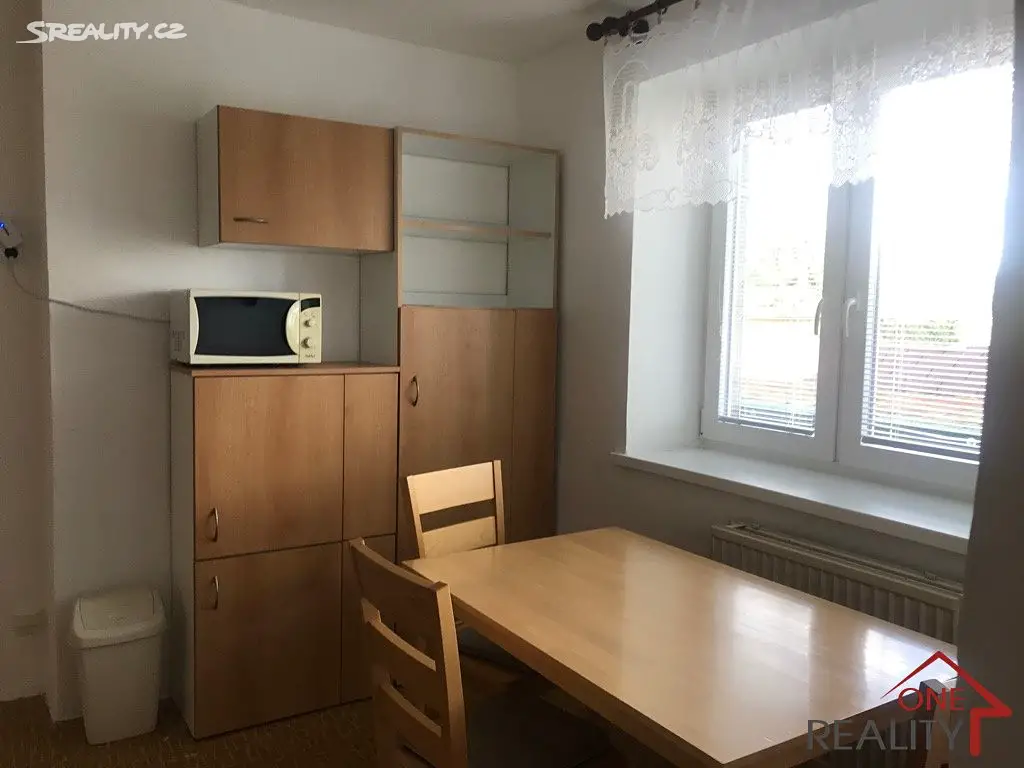 Pronájem bytu 2+kk 60 m², Slovenská, Zlín