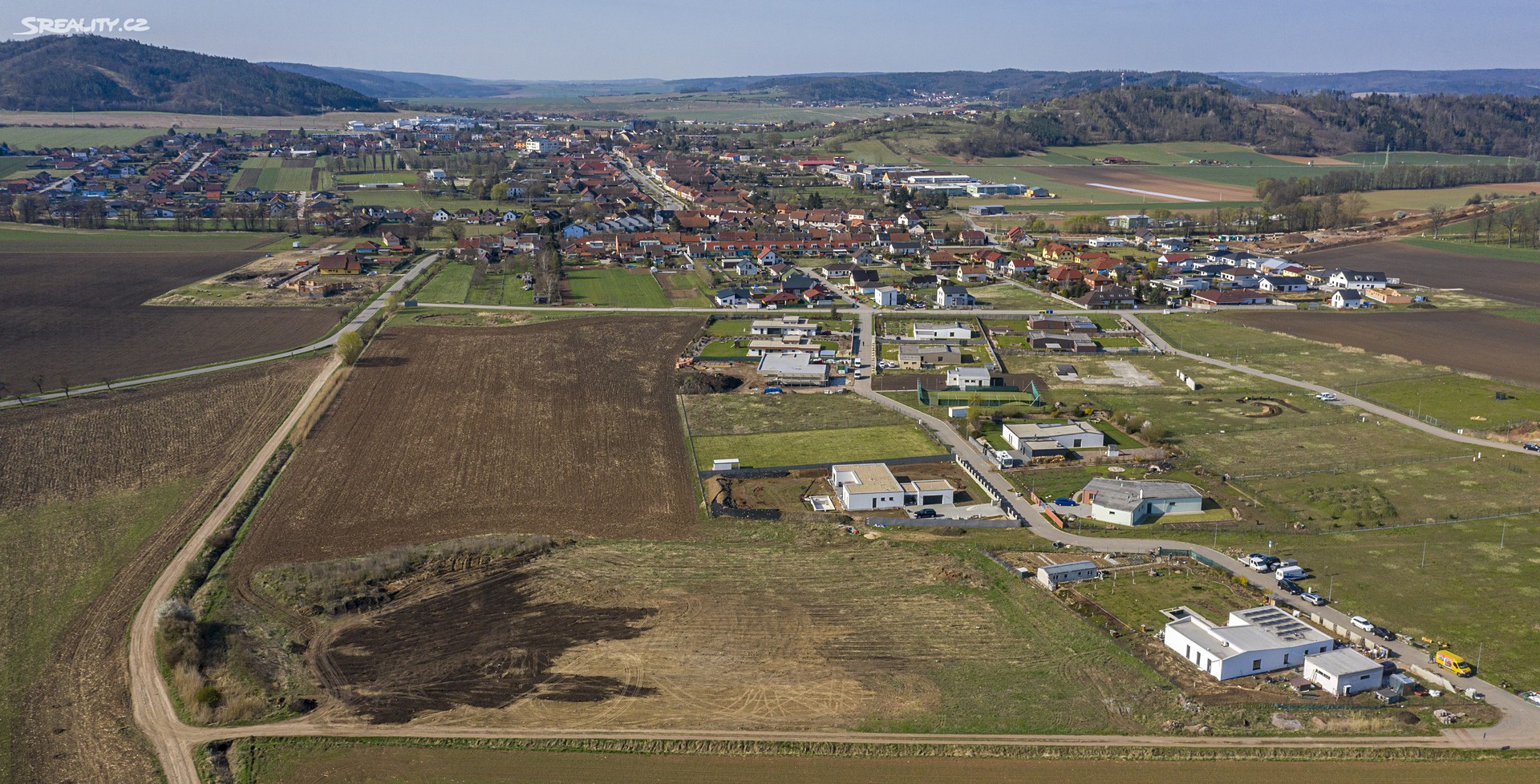 Prodej  stavebního pozemku 2 445 m², Drásov, okres Brno-venkov