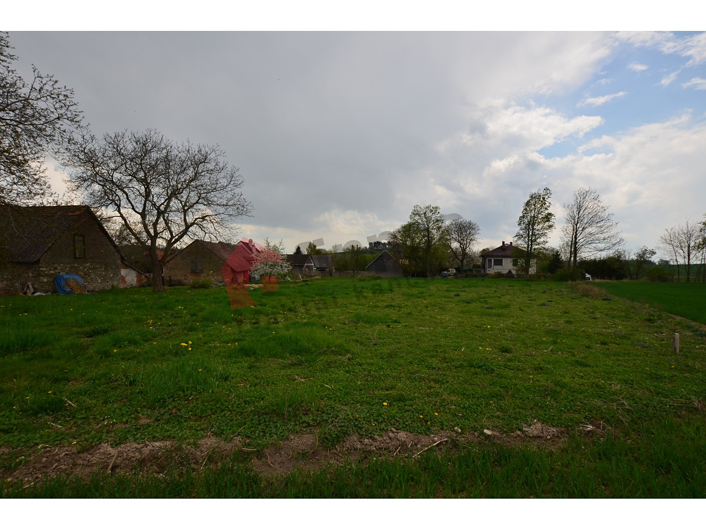 Prodej  stavebního pozemku 1 871 m², Struhařov - Bořeňovice, okres Benešov