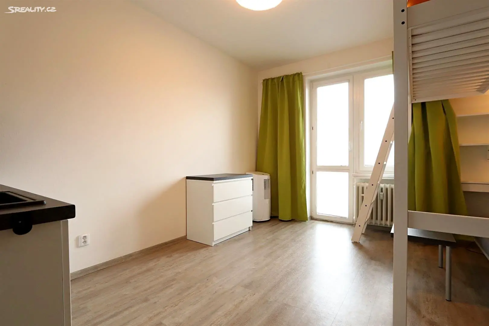 Pronájem bytu 1+kk 27 m², Veveří, Brno - Žabovřesky