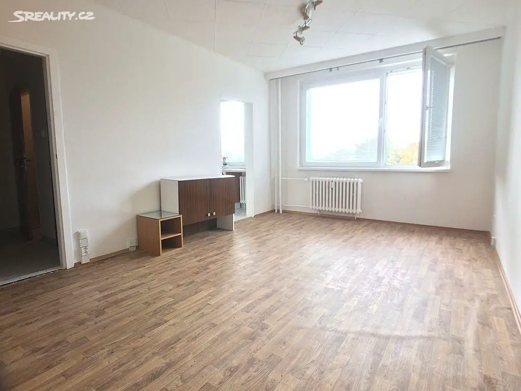 Pronájem bytu 1+kk 30 m², Mikulova, Praha 4 - Chodov