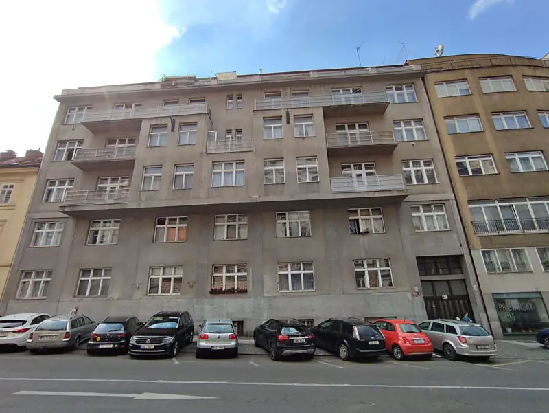 Pronájem bytu 1+kk 35 m², Lípová, Praha 2 - Nové Město