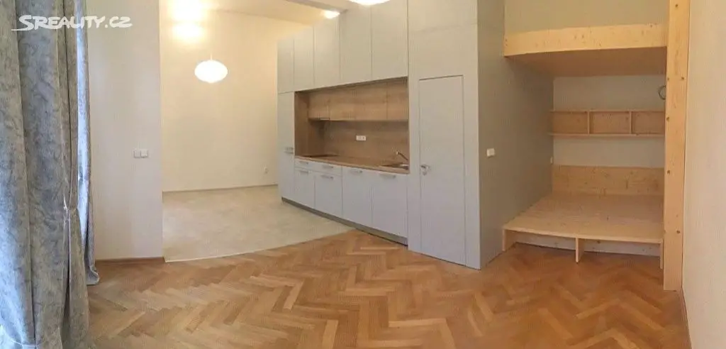 Pronájem bytu 1+kk 45 m², Závišova, Praha 4 - Nusle