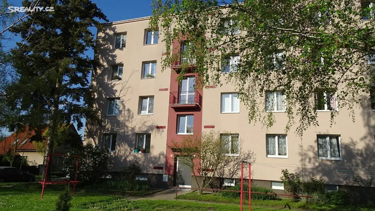 Pronájem bytu 2+1 50 m², Dobšická, Praha 9 - Horní Počernice