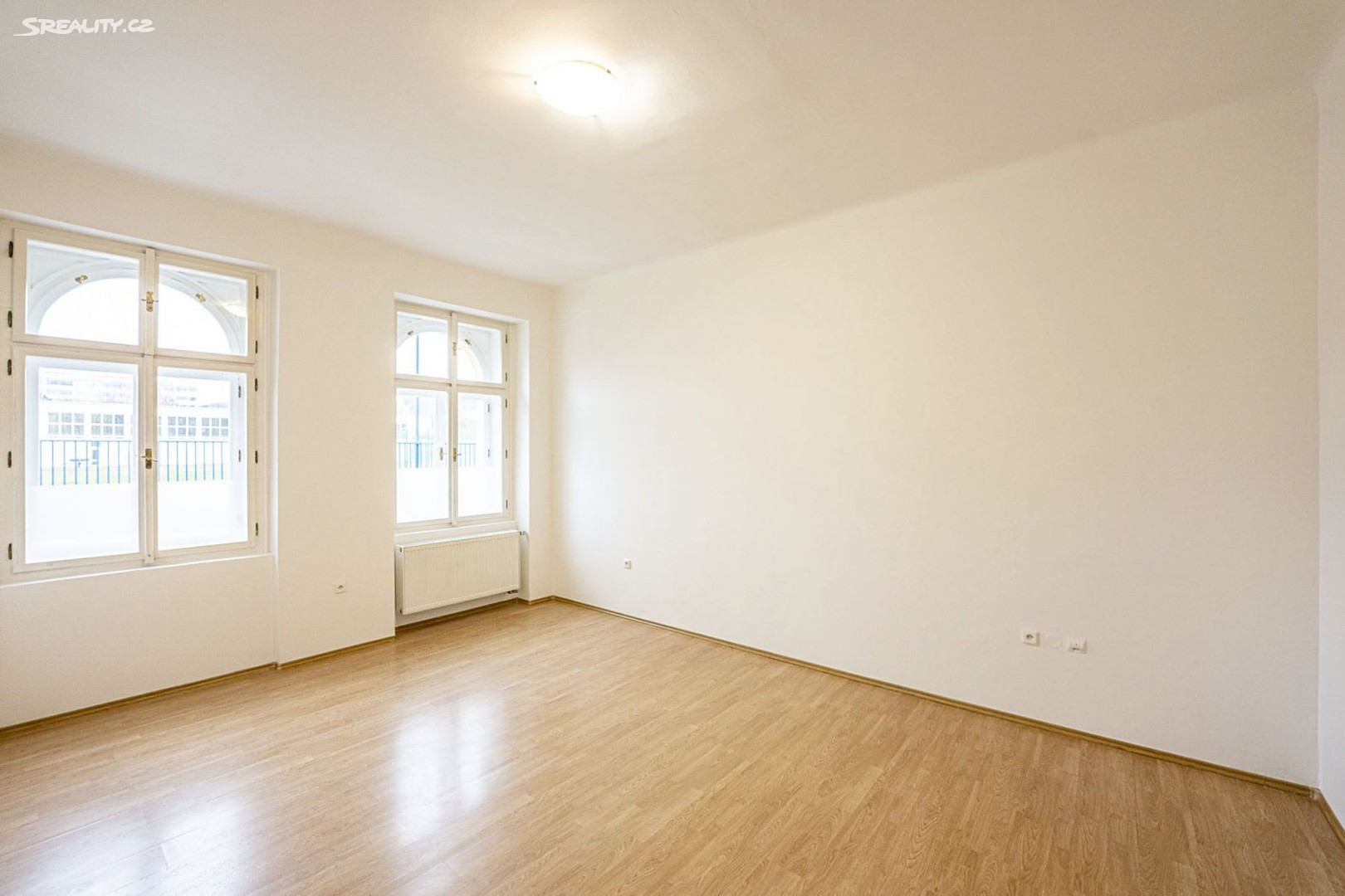 Pronájem bytu 2+1 56 m², U invalidovny, Praha 8 - Karlín