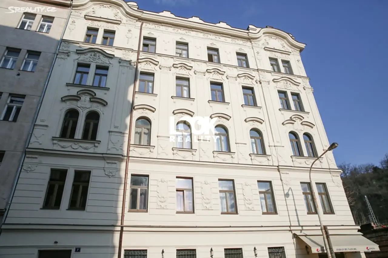 Pronájem bytu 3+kk 70 m², Jirsíkova, Praha 8 - Karlín