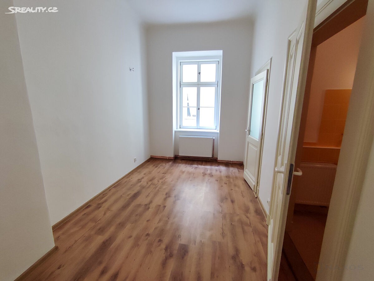 Pronájem bytu 4+1 154 m², Lublaňská, Praha 2 - Vinohrady