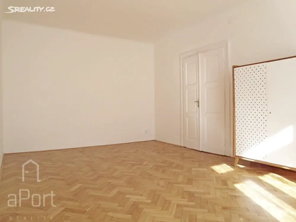 Pronájem bytu 2+kk 50 m², Kounicova, Brno - Veveří