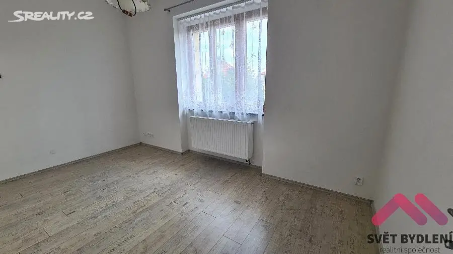 Pronájem bytu 2+kk 48 m², Na Černé hoře, Praha - Dejvice