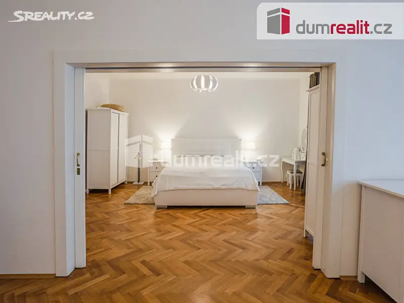 Pronájem bytu 3+1 133 m², Zoubkova, Praha 5 - Smíchov
