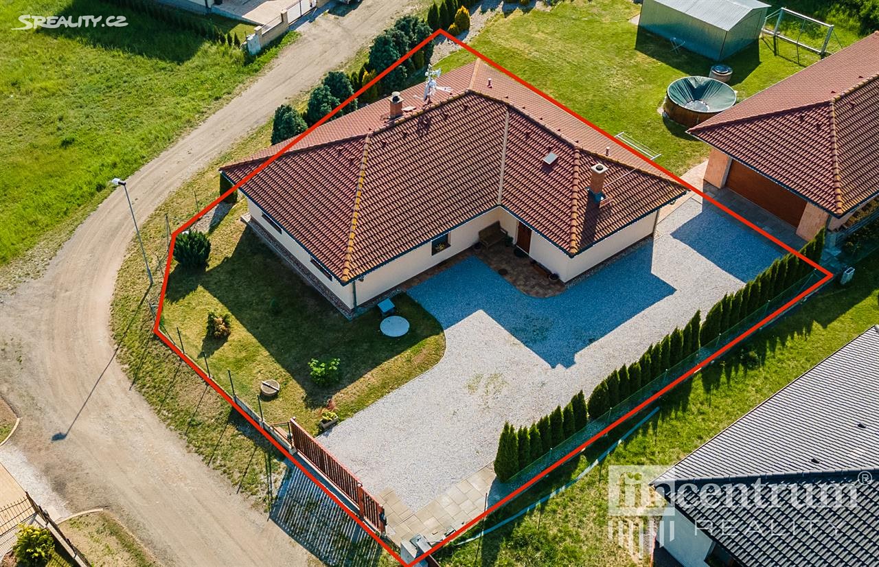 Prodej  rodinného domu 150 m², pozemek 599 m², Smržov, okres Hradec Králové