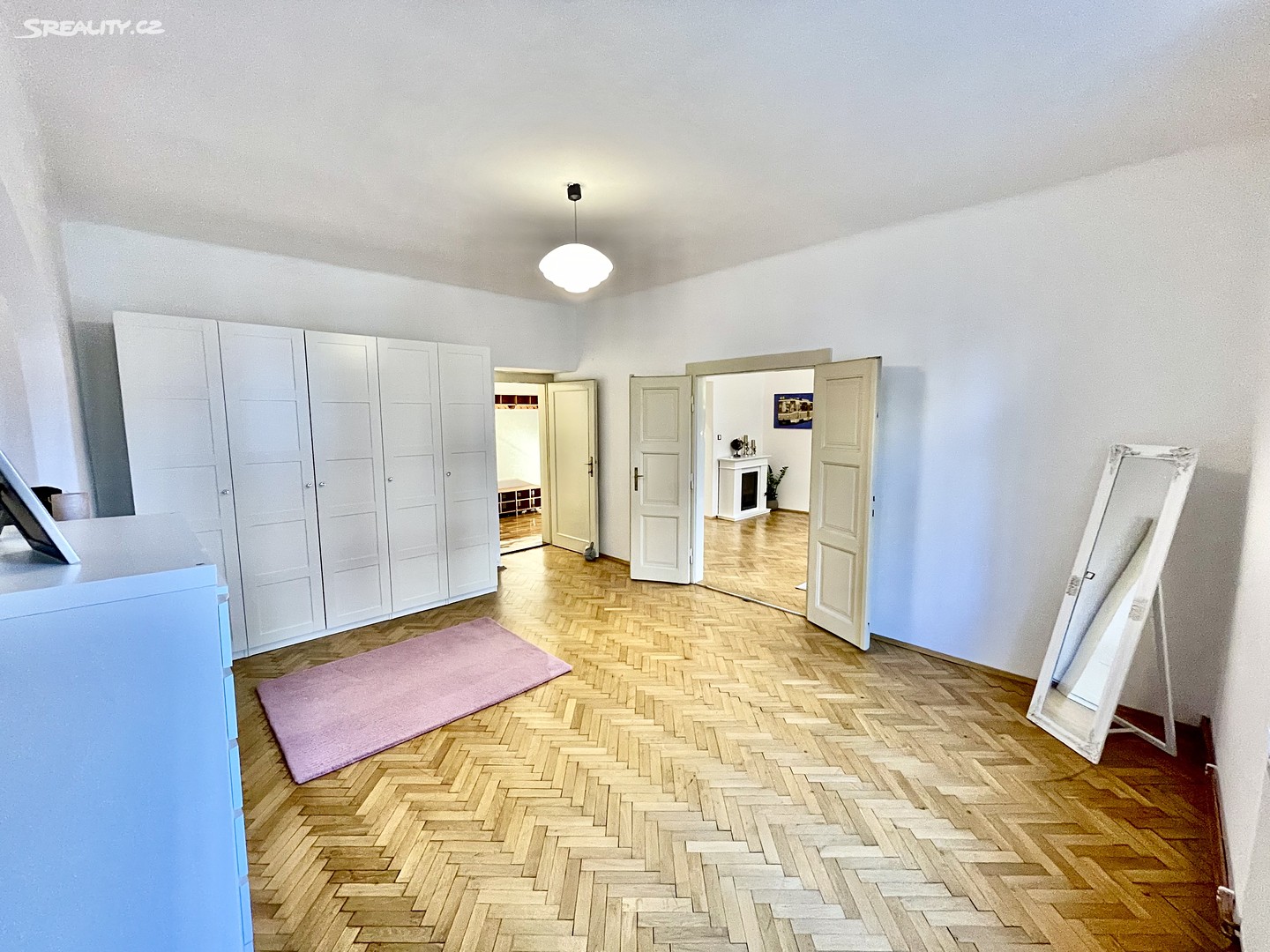 Prodej bytu 4+1 103 m², Veletržní, Praha 7 - Holešovice