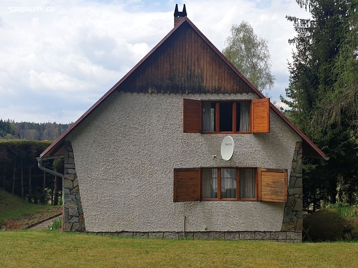 Prodej  chaty 120 m², pozemek 331 m², Cetoraz, okres Pelhřimov