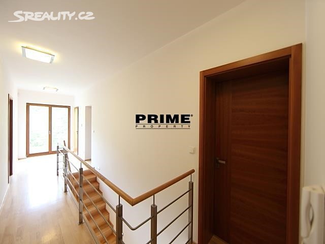 Pronájem  rodinného domu 469 m², pozemek 773 m², Vacínovská, Praha 5 - Jinonice