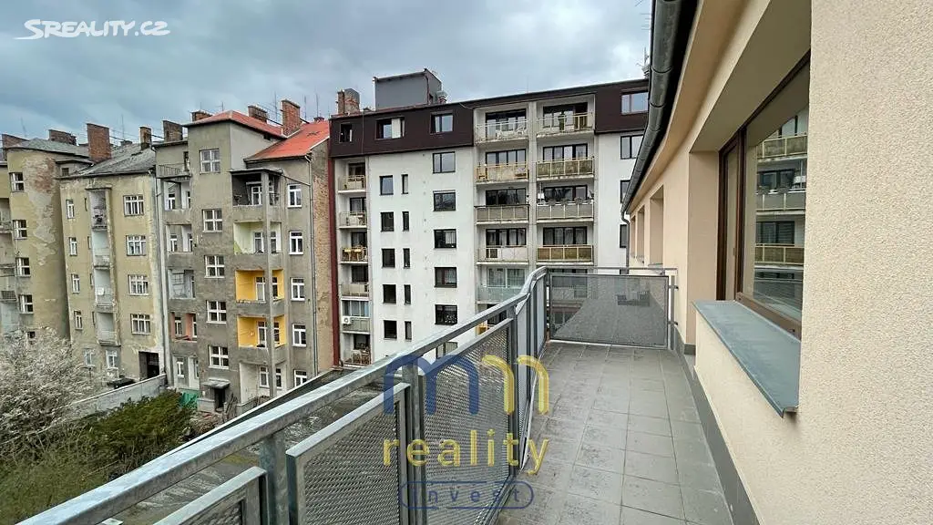 Prodej bytu 3+kk 56 m² (Podkrovní), Tylova, Olomouc