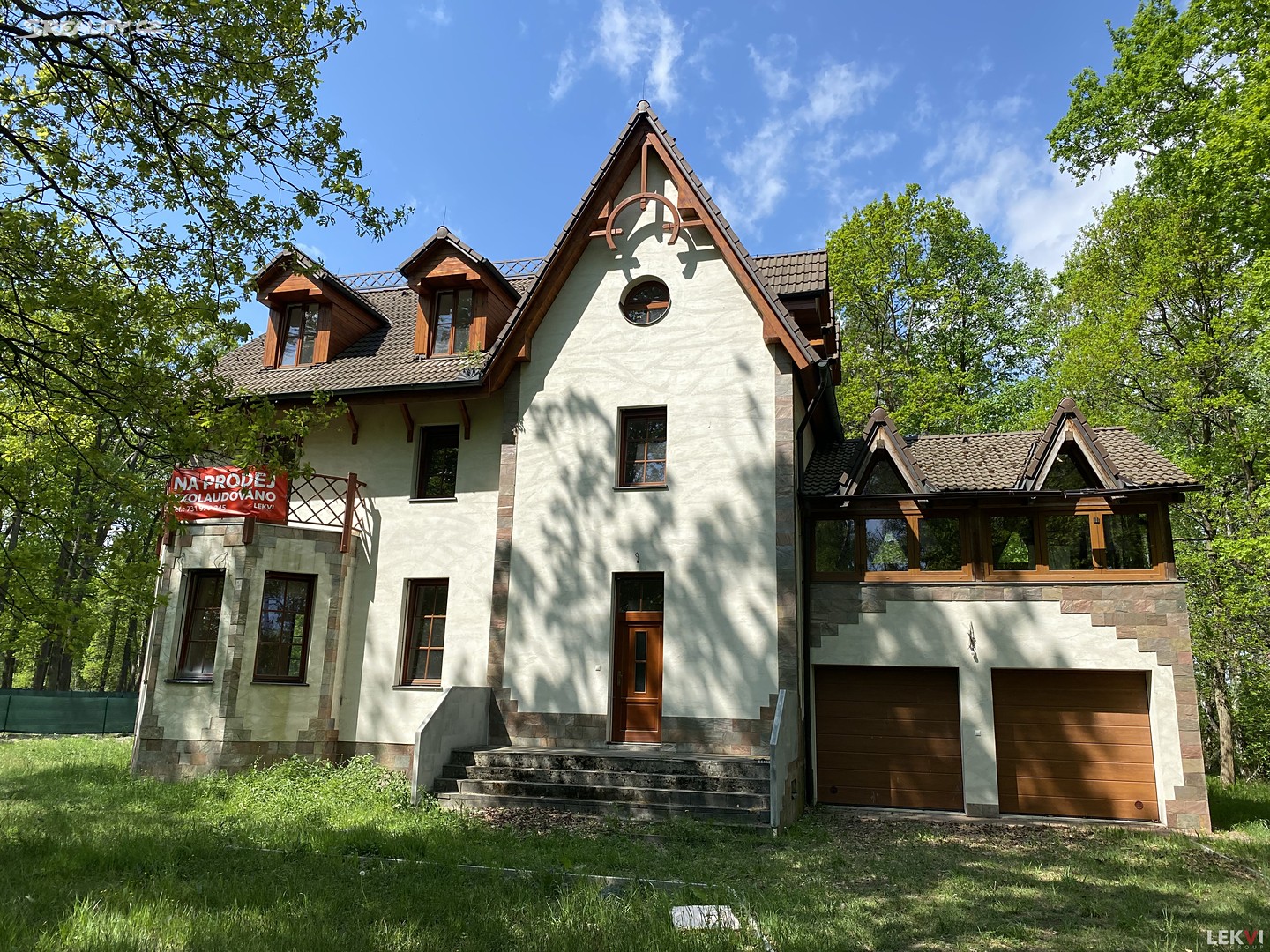 Prodej  rodinného domu 375 m², pozemek 3 118 m², Kersko, Hradištko