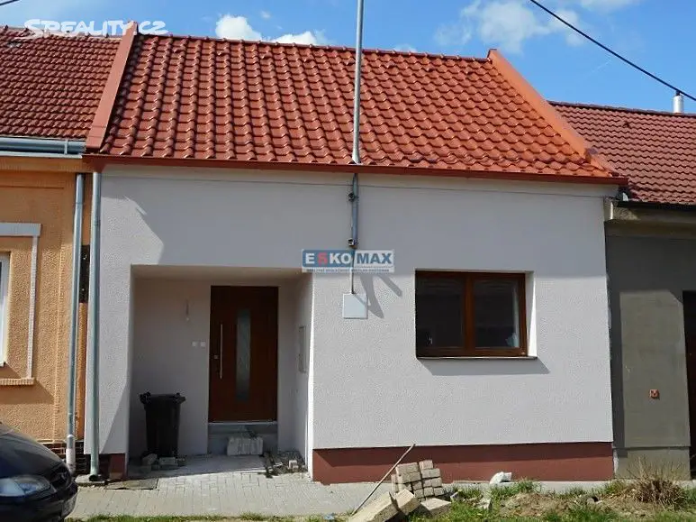 Prodej  rodinného domu 247 m², pozemek 416 m², Břeclavská, Hrušky