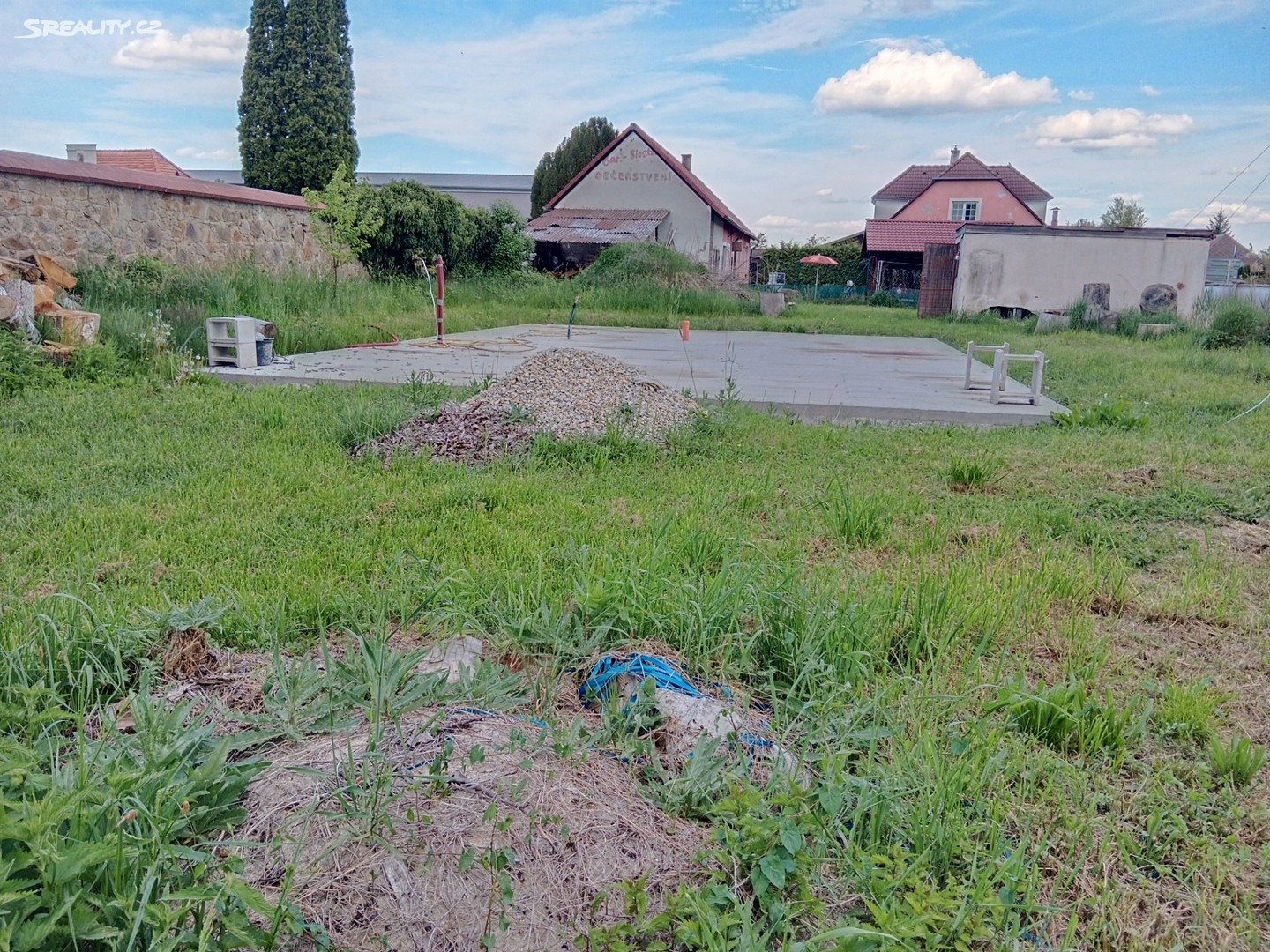 Prodej  stavebního pozemku 1 076 m², Zahradní, Lomnice nad Lužnicí