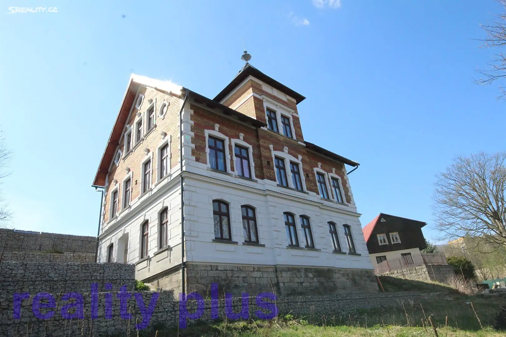 Pronájem bytu 1+1 32 m² (Podkrovní), Podhorská, Jablonec nad Nisou