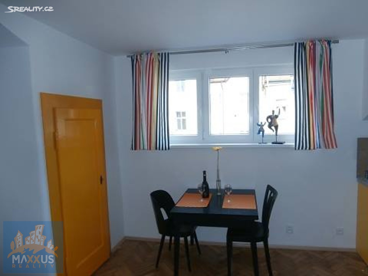 Pronájem bytu 1+kk 28 m², Voroněžská, Praha 10 - Vinohrady