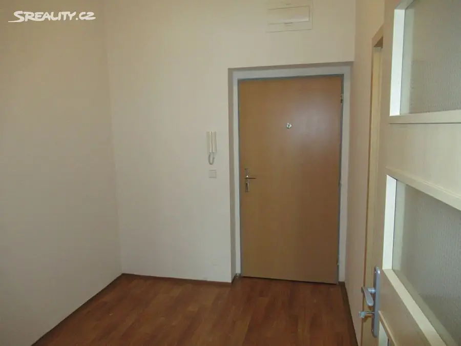 Pronájem bytu 1+kk 36 m², Jezdecká, Prostějov