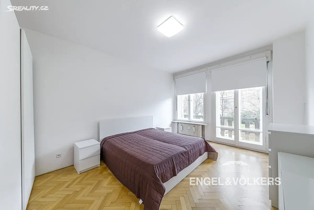 Pronájem bytu 2+1 81 m², Klimentská, Praha 1 - Nové Město