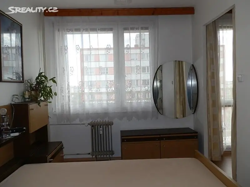 Pronájem bytu 3+1 65 m², Bělehradská, Pardubice - Polabiny