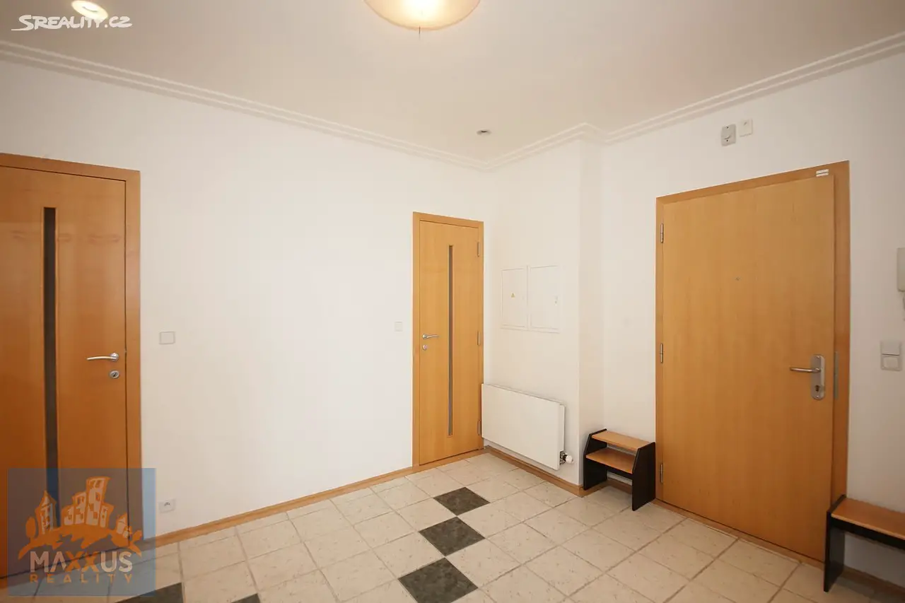 Pronájem bytu 3+1 120 m², Nad Bertramkou, Praha 5 - Smíchov
