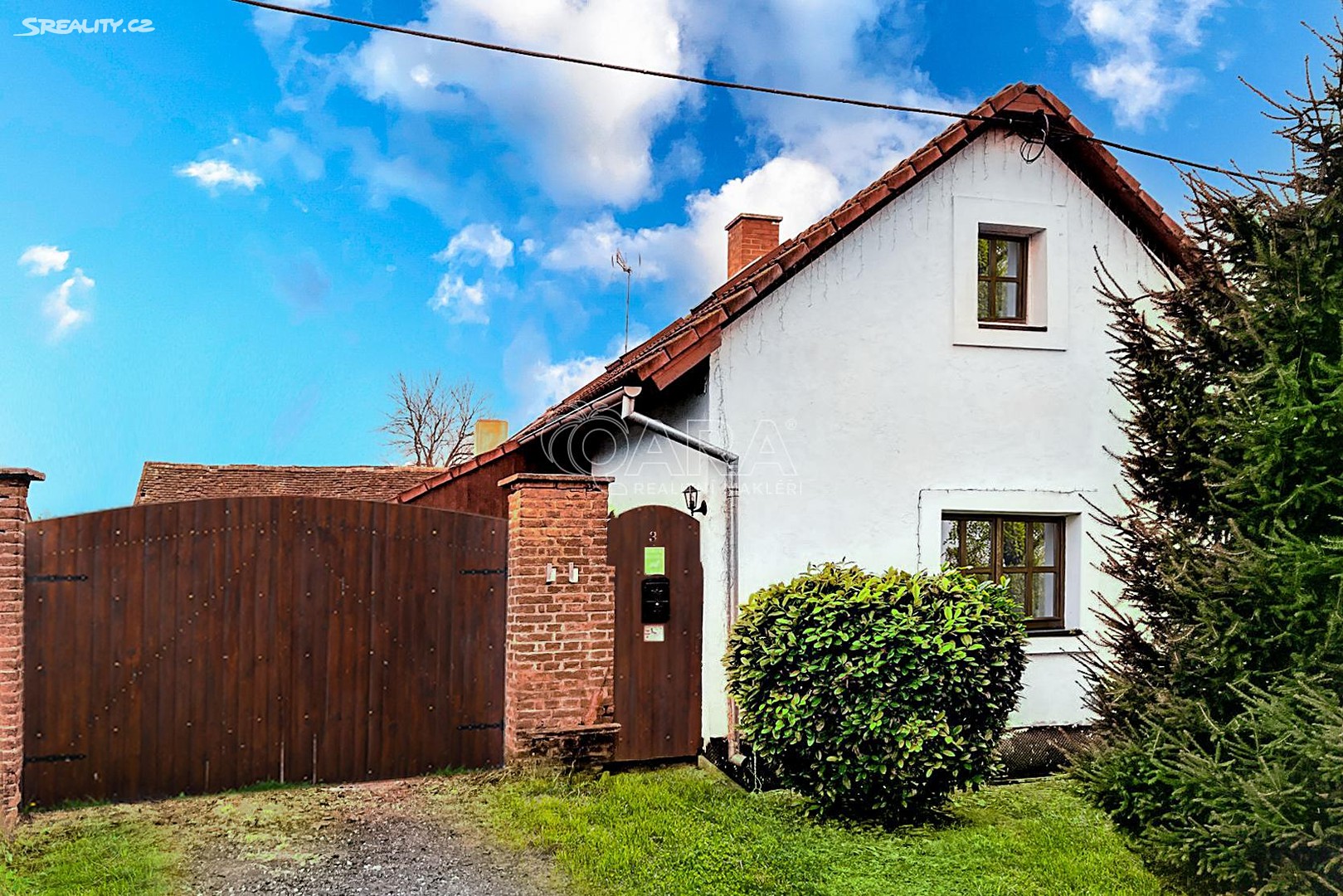 Prodej  rodinného domu 201 m², pozemek 2 111 m², Červené Pečky - Dolany, okres Kolín