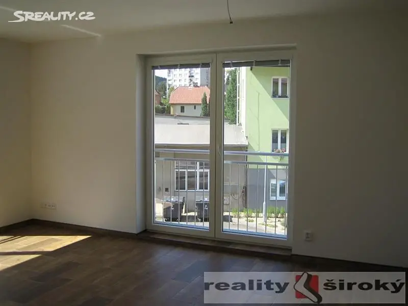 Pronájem bytu 1+1 44 m², Na Slatinách, Děčín - Děčín IX-Bynov