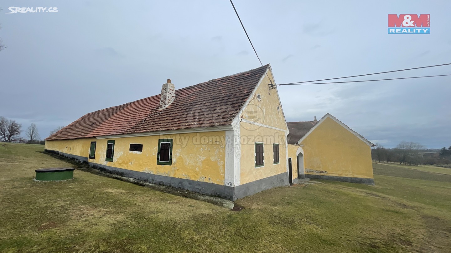 Pronájem  zemědělské usedlosti 846 m², pozemek 846 m², Malovice, okres Prachatice