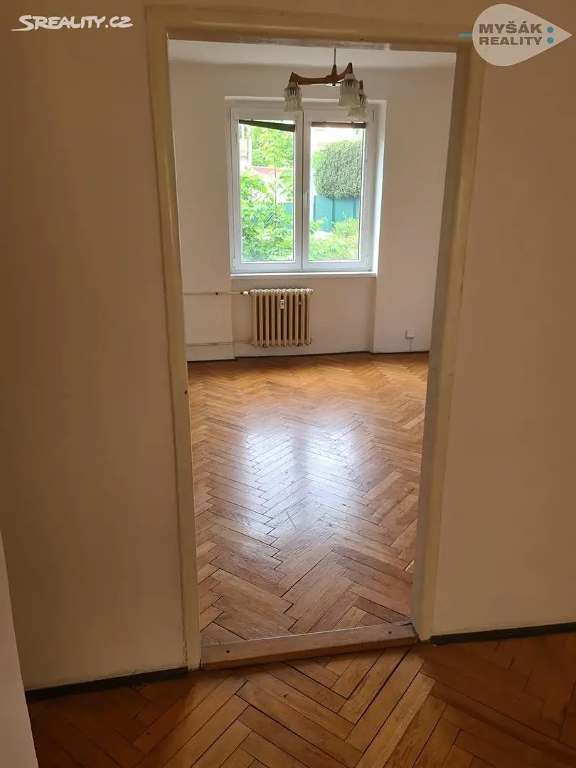 Prodej bytu 3+1 61 m², Konšelská, Praha 8 - Libeň