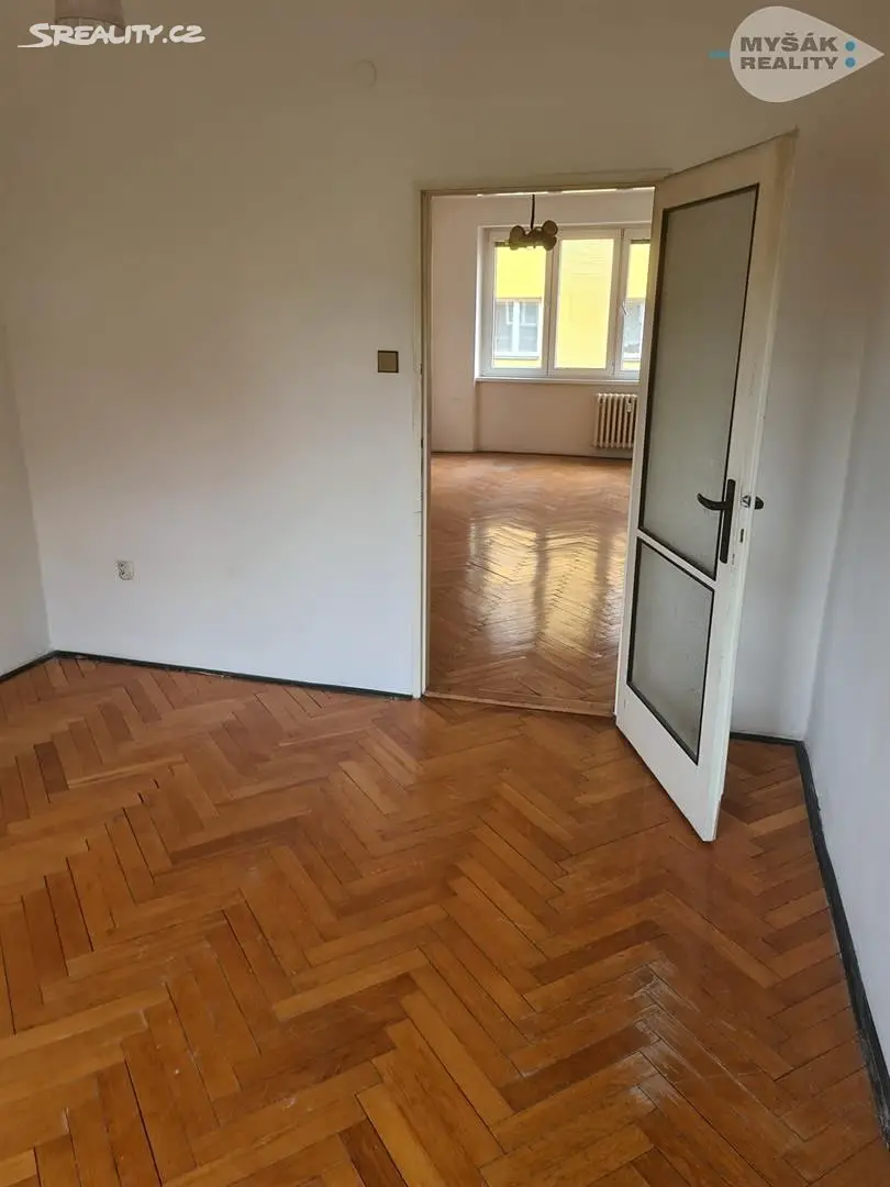 Prodej bytu 3+1 61 m², Konšelská, Praha 8 - Libeň