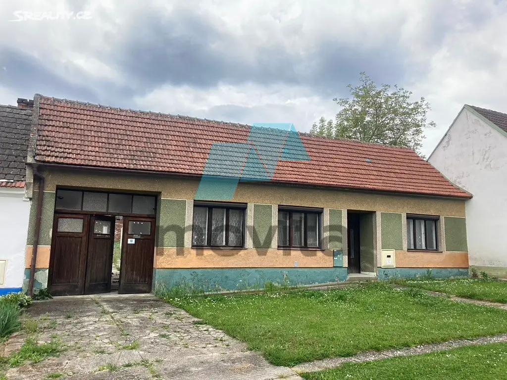 Prodej  rodinného domu 200 m², pozemek 882 m², Těmice, okres Hodonín