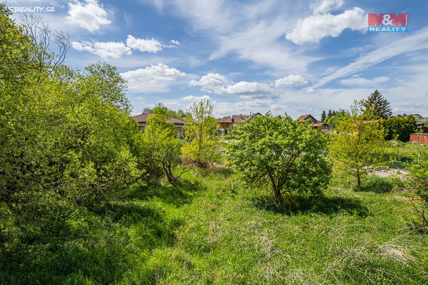 Prodej  komerčního pozemku 6 905 m², Václavice, okres Benešov