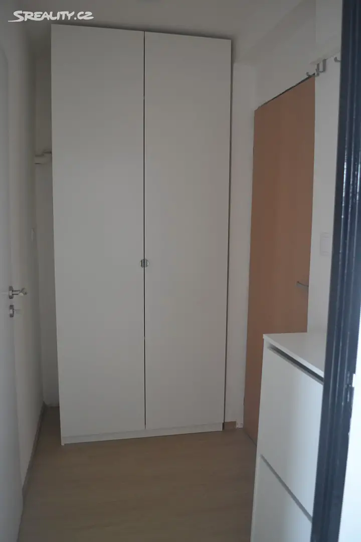 Pronájem bytu 1+kk 28 m², Masarykova, Český Brod