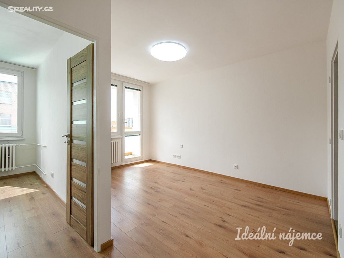 Pronájem bytu 2+1 43 m², Podjavorinské, Praha - Chodov