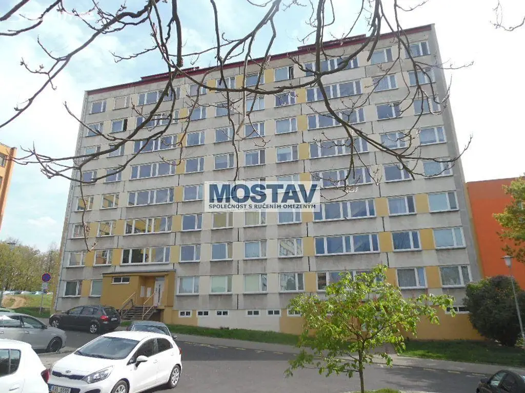Pronájem bytu 2+kk 40 m², Maxima Gorkého, Most