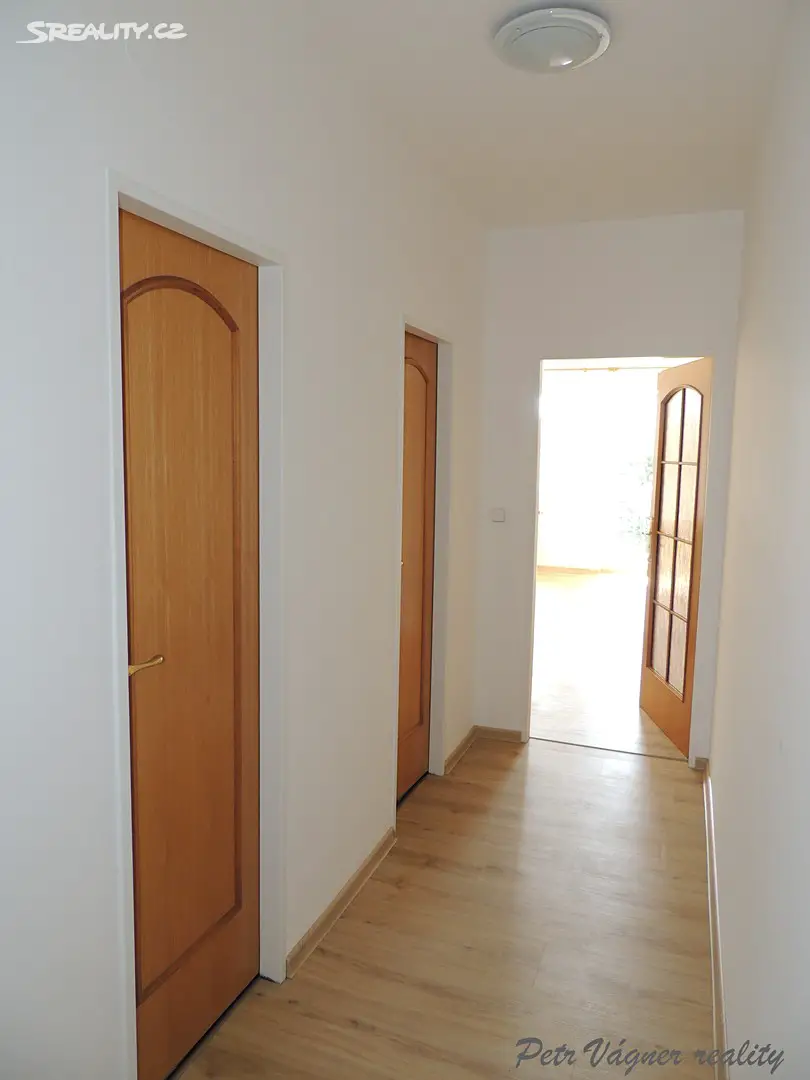 Pronájem bytu 2+kk 55 m², Dubinská, Pardubice - Studánka
