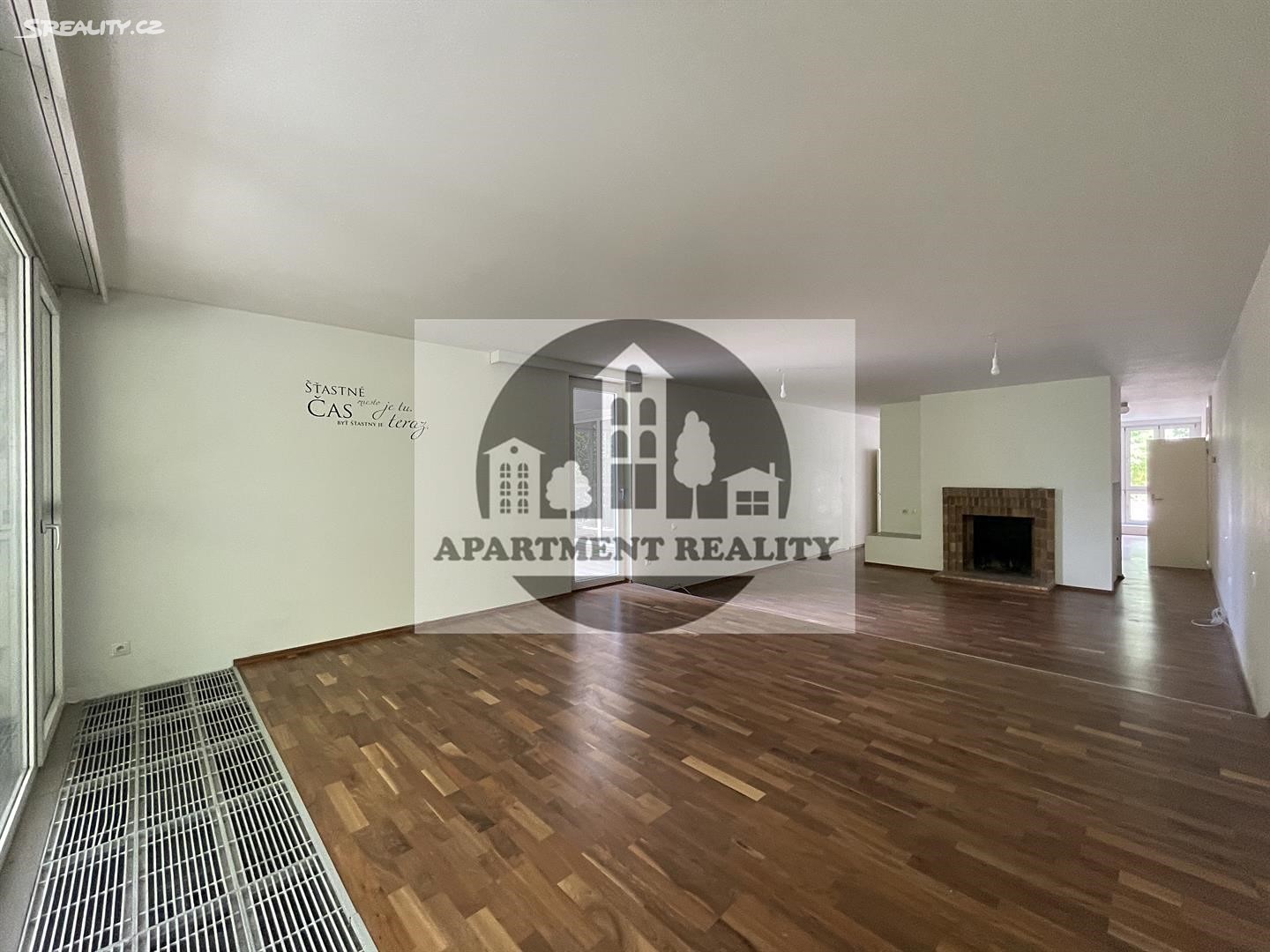 Pronájem bytu 4+1 249 m², Sádky, Praha 7 - Troja