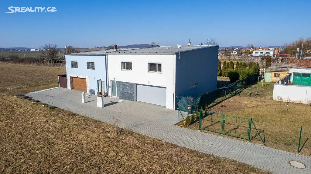 Prodej  rodinného domu 217 m², pozemek 499 m², U Dráhy, Troubsko