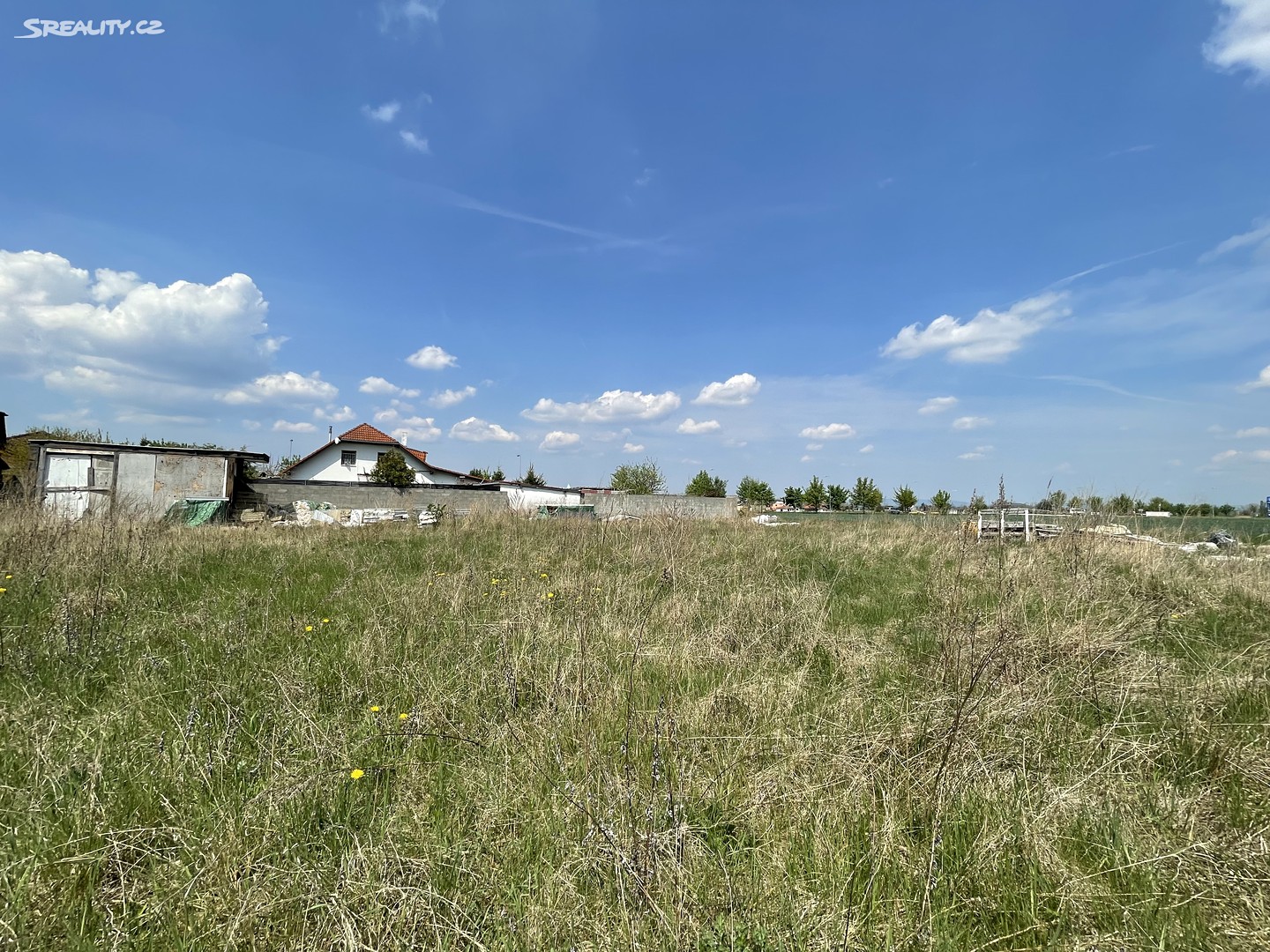 Prodej  stavebního pozemku 1 675 m², Bakov nad Jizerou, okres Mladá Boleslav
