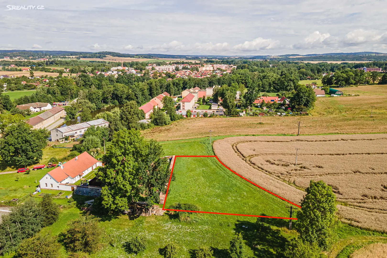 Prodej  stavebního pozemku 1 902 m², Nová Včelnice, okres Jindřichův Hradec