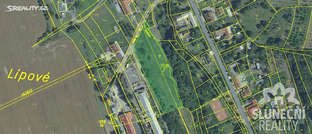 Prodej  komerčního pozemku 5 568 m², Halenkovice, okres Zlín