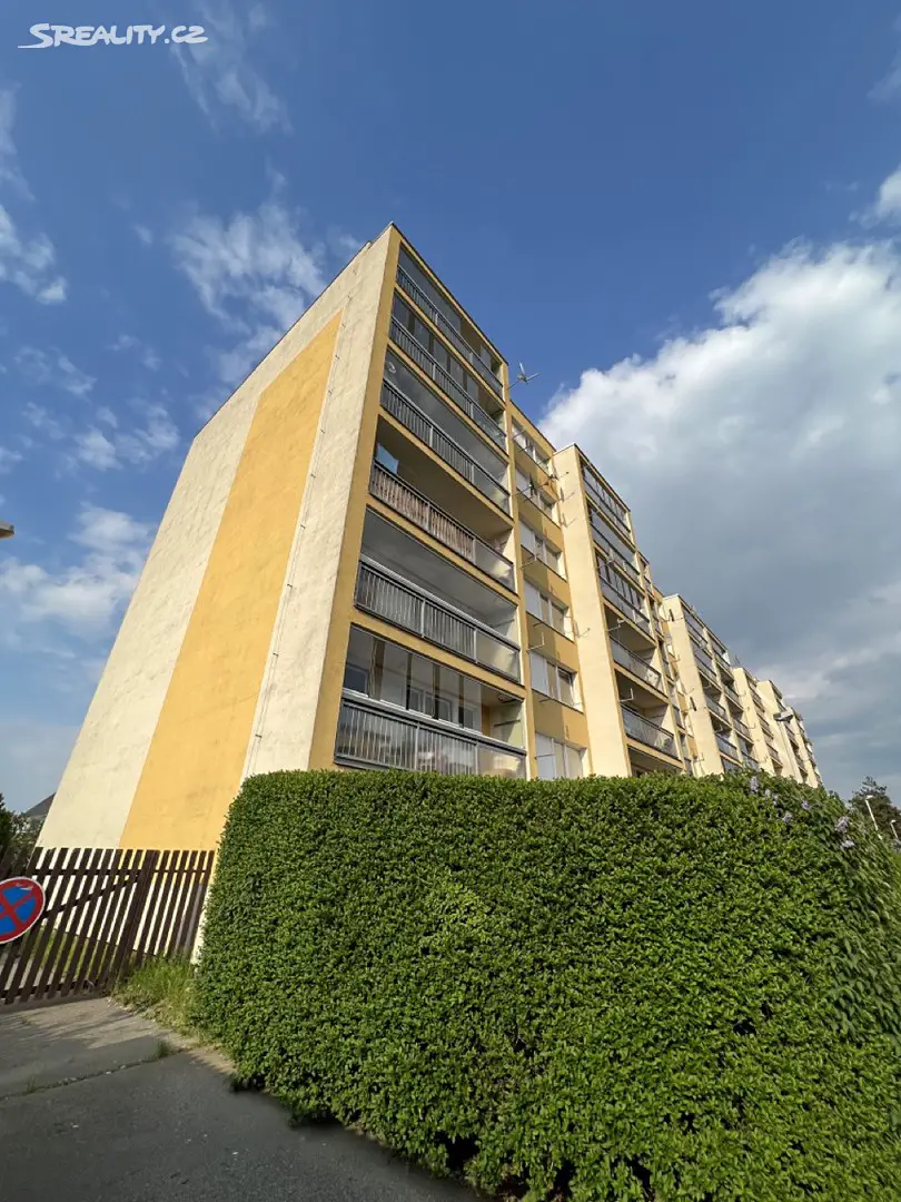 Prodej bytu 1+kk 35 m², Běchorská, Praha 9 - Horní Počernice