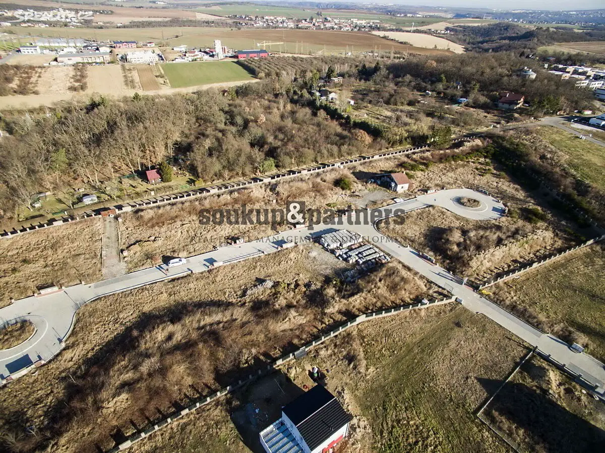 Prodej  stavebního pozemku 823 m², Horoměřice, okres Praha-západ